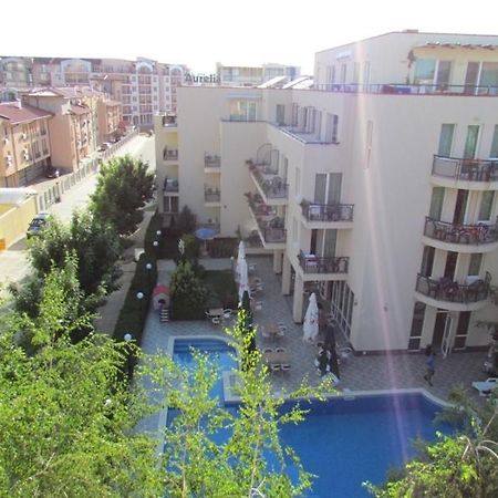 Family Hotel Aurelia Сонячний Берег Екстер'єр фото