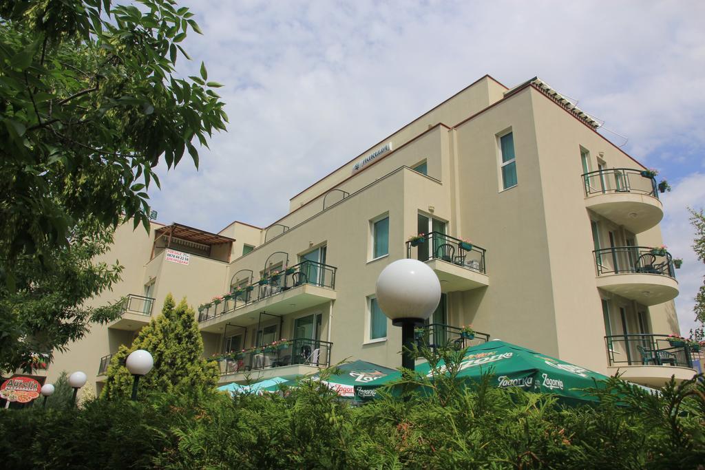 Family Hotel Aurelia Сонячний Берег Екстер'єр фото