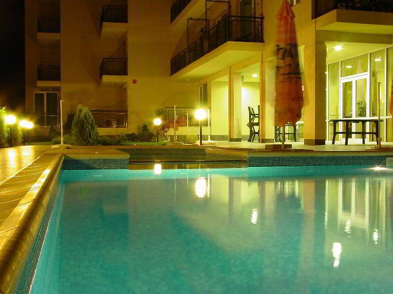 Family Hotel Aurelia Сонячний Берег Екстер'єр фото